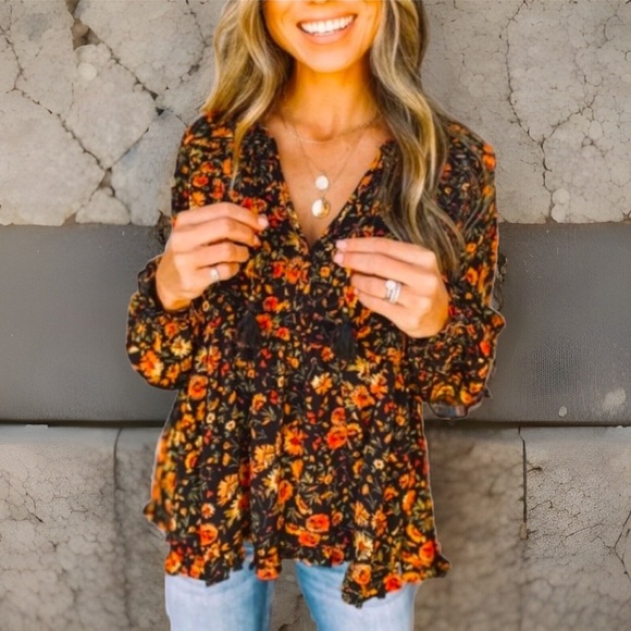 Gorgeous Floral Deep V Neck Flounce Design Gorgeous Formal Cow Girl Black Shirt - Picture 2 of 15